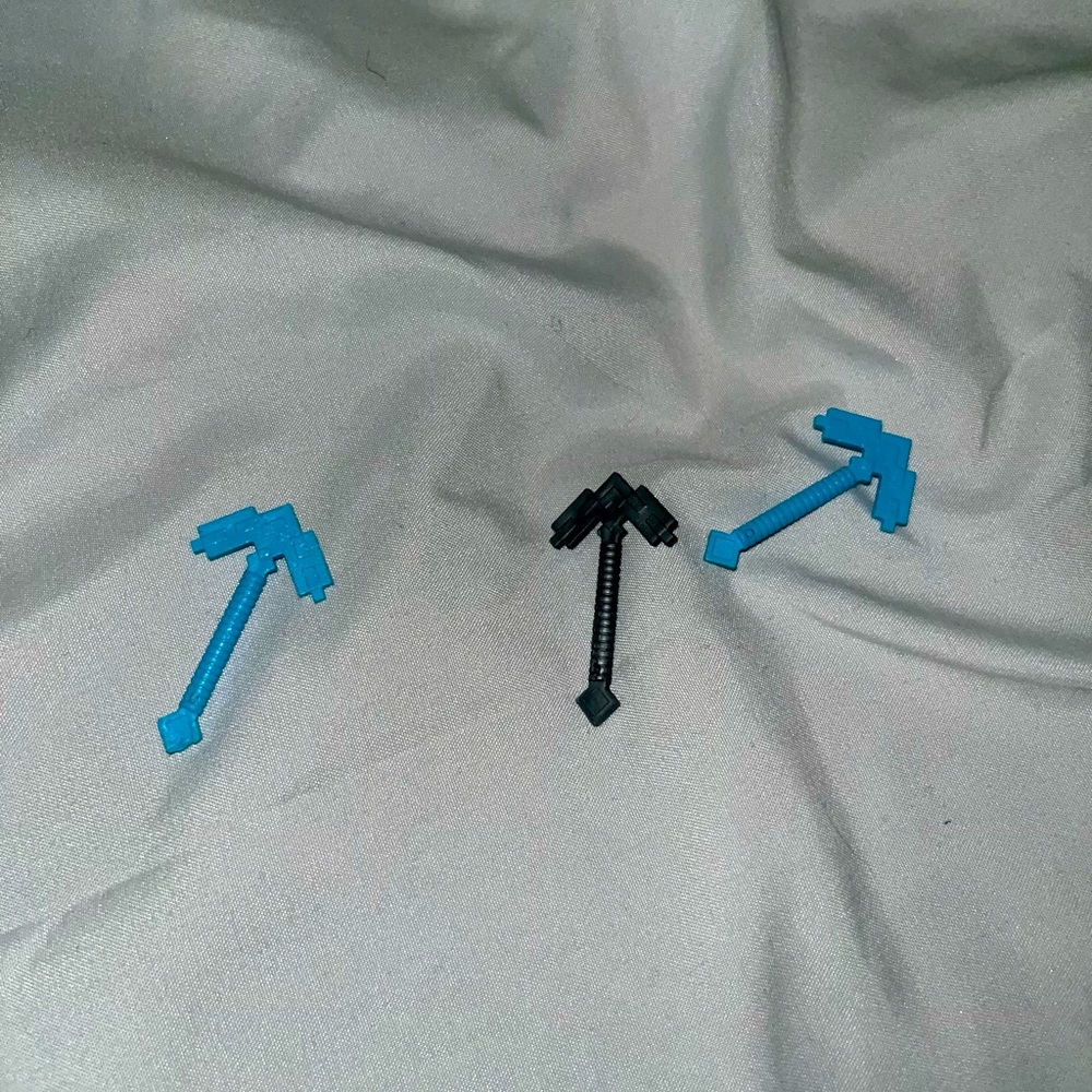 Lego Minecraft Pickaxe pieces